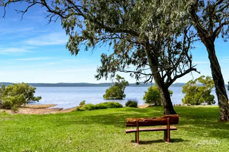 Property photo of 32 Warama Street Macleay Island QLD 4184