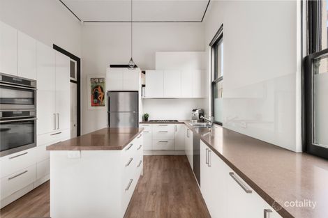 Property photo of 8 West Beach Road St Kilda West VIC 3182