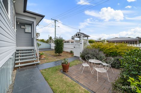 Property photo of 4 Monash Street Newtown QLD 4350