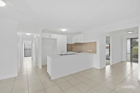 Property photo of 110 Whitmore Crescent Goodna QLD 4300