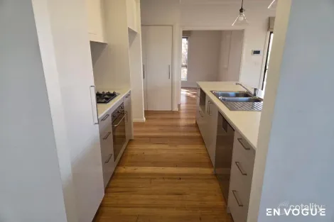 Property photo of 72 Peter Cullen Way Wright ACT 2611