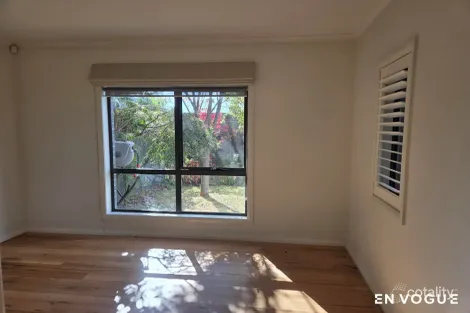 Property photo of 72 Peter Cullen Way Wright ACT 2611