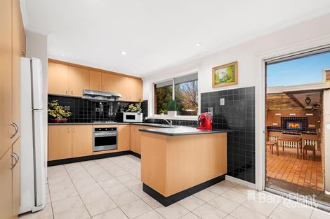 Property photo of 52 Buckmaster Drive Mill Park VIC 3082