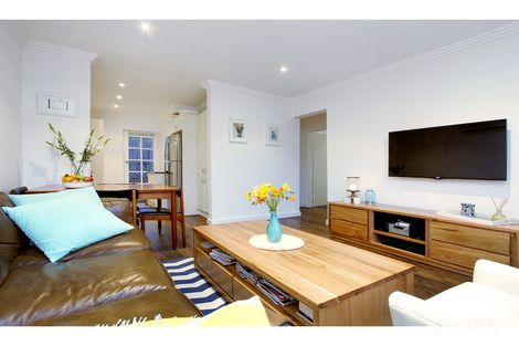 2/28 Napier St, Mornington, VIC 3931