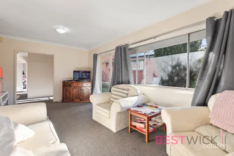 Property photo of 1 Maple Place Blayney NSW 2799
