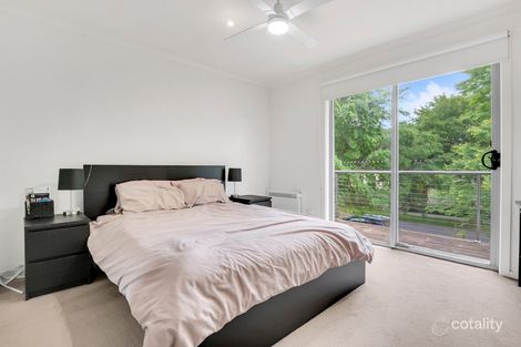 Property photo of 163 Central Park Avenue Craigieburn VIC 3064