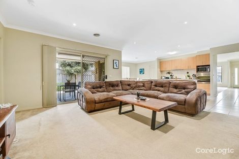 Property photo of 10 Norwich Drive Berwick VIC 3806