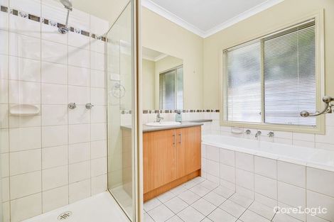 Property photo of 10 Norwich Drive Berwick VIC 3806