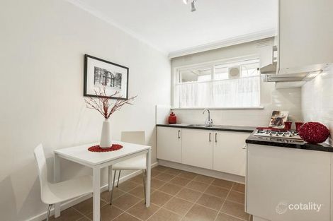 Property photo of 8/105 Willesden Road Hughesdale VIC 3166