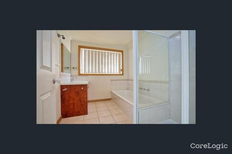 Property photo of 10 St Chester Avenue Lake Gardens VIC 3355