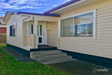 Property photo of 8 Fleming Grove Pascoe Vale VIC 3044