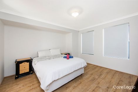 Property photo of 28 Lansdowne Entrance Canning Vale WA 6155