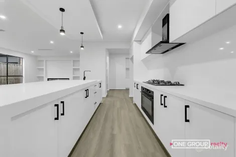 Property photo of 46 Ivory Road Donnybrook VIC 3064