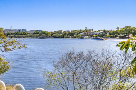 Property photo of 3/122 Macquarie Street St Lucia QLD 4067