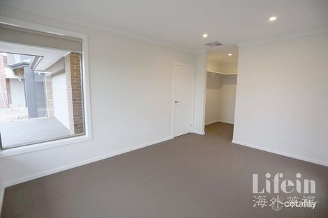 Property photo of 91 Karawarra Circuit Cranbourne North VIC 3977