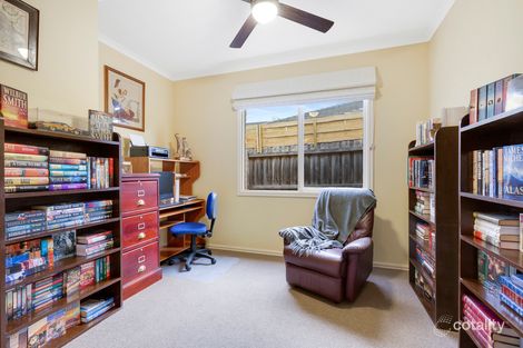 Property photo of 7 Queensberry Court Hillside VIC 3037
