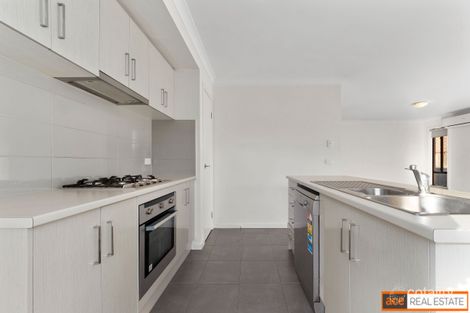 Property photo of 10 Windmill Way Point Cook VIC 3030