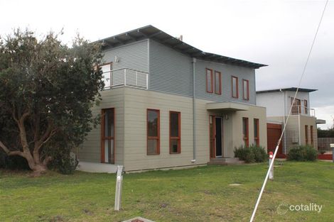 Property photo of 32 Surfers Drive Cape Woolamai VIC 3925