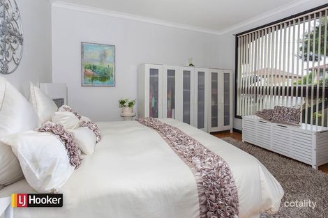 Property photo of 27 Weringa Avenue Lake Heights NSW 2502