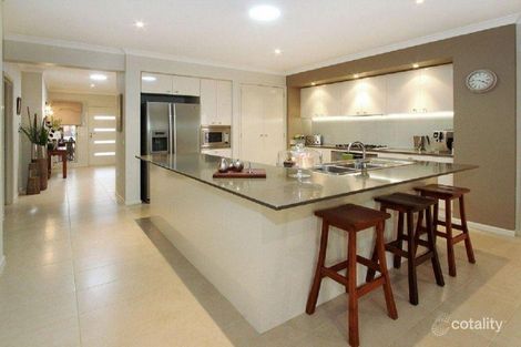 Property photo of 8 Bursaria Way Doreen VIC 3754