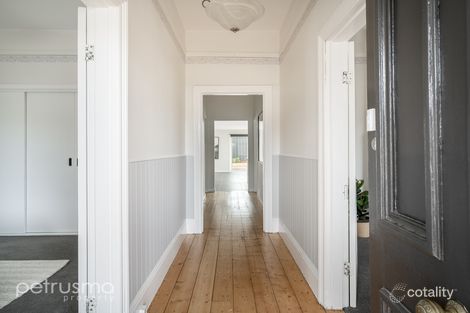 Property photo of 15 Nelumie Street Lindisfarne TAS 7015