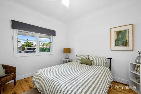 Property photo of 66 Napier Street Maryborough VIC 3465