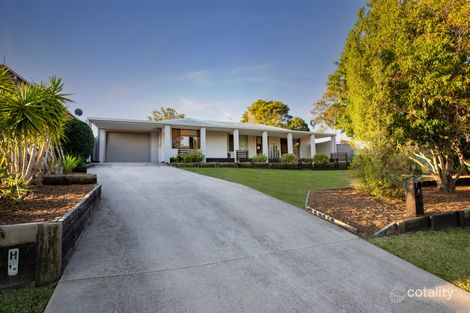 Property photo of 4 Armidale Crescent Helensvale QLD 4212