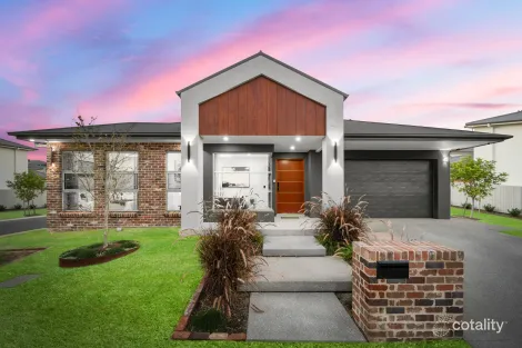 Property photo of 41 Wallangarra Parkway Gables NSW 2765