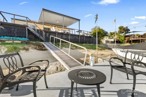 4 Bahia Ct, Broadbeach Waters, QLD 4218