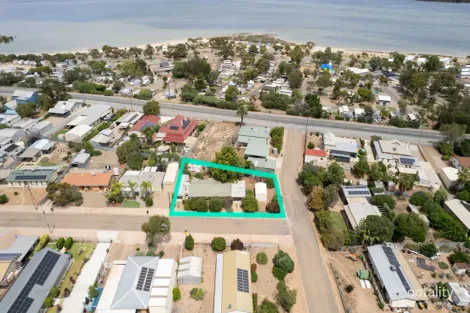 2 Whelan Rd, Port Broughton, SA 5522