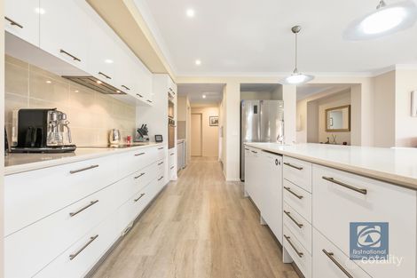 Property photo of 45 Pinerate Place Echuca VIC 3564