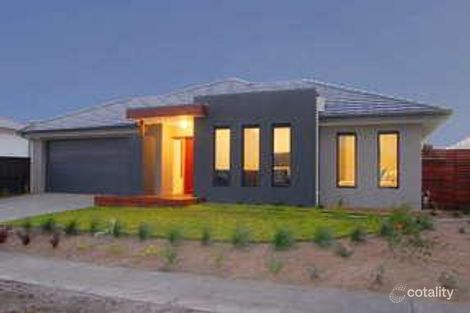 9 Coorong Cir, Waterways, VIC 3195