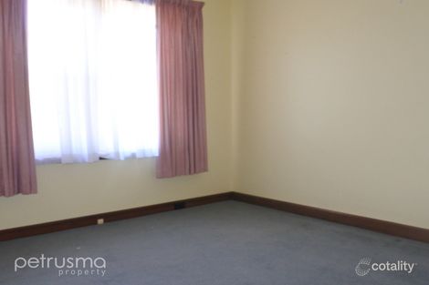 Property photo of 30 Loatta Road Lindisfarne TAS 7015