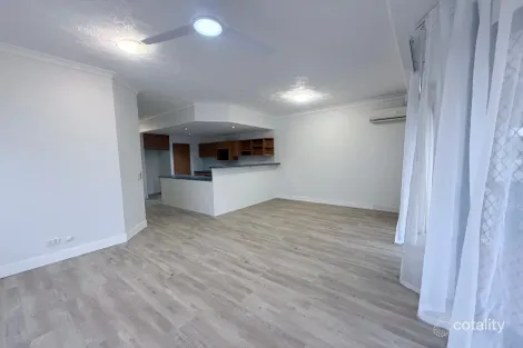 Property photo of 1/81 Marine Parade Redcliffe QLD 4020
