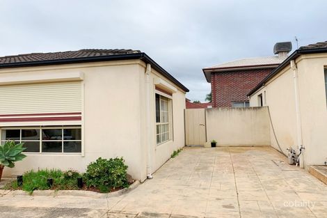 Property photo of 2/8 Hood Crescent Fawkner VIC 3060