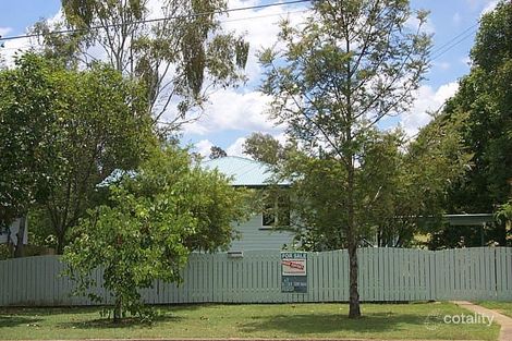 25 Flinders Dr, Leichhardt, QLD 4305