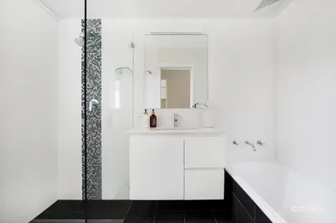 Property photo of 27/8 Bortfield Drive Chiswick NSW 2046