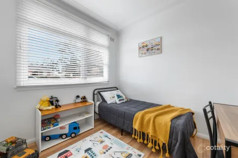 Property photo of 52 Waples Road Unanderra NSW 2526