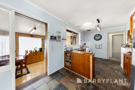 Property photo of 23 Diamond Avenue Albanvale VIC 3021