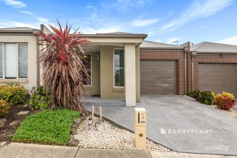 Property photo of 13 Havana Parade Pakenham VIC 3810