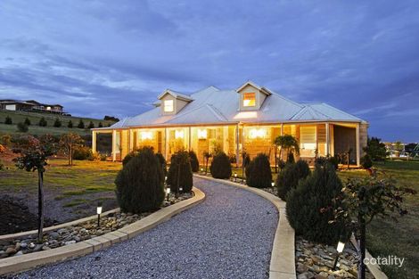 260 Tower Hill Dr, Lovely Banks, VIC 3213