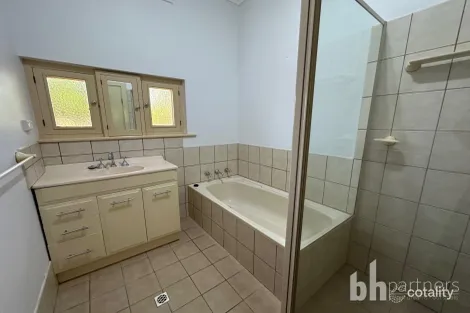 Property photo of 4 Third Street Loxton SA 5333