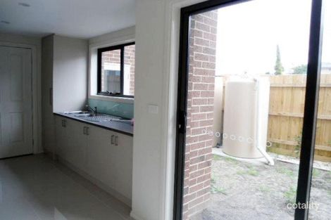 Property photo of 2/16 Grandview Avenue Dandenong VIC 3175