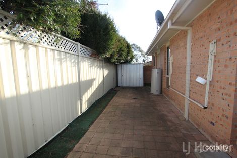 Property photo of 4/23 Elm Way Jerrabomberra NSW 2619