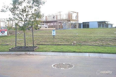 7 James Pl, Sinnamon Park, QLD 4073