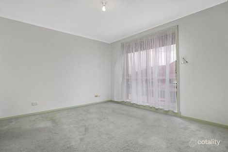 Property photo of 4 Kiparra Close St Albans VIC 3021