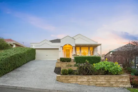 48 SANDALWOOD CRES, FLAGSTAFF HILL, SA 5159