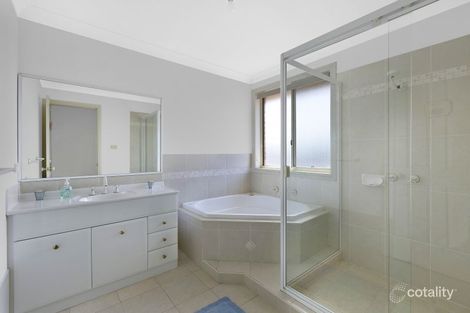 Property photo of 32 Washpool Crescent Woongarrah NSW 2259