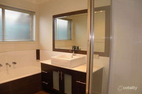 Property photo of 22 Anakie Walk Delahey VIC 3037