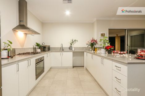 Property photo of 44 Cranwood Crescent Viveash WA 6056